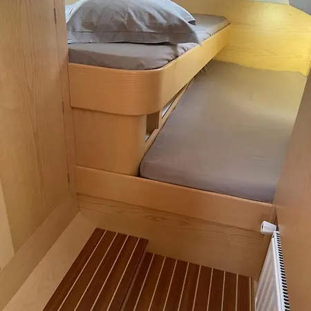 Barco Em Leca Palmeira Alugue Cabine Bed & Breakfast Leca da Palmeira